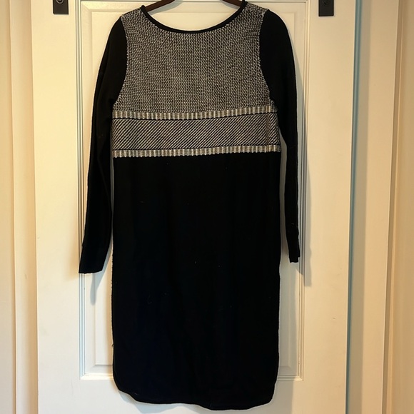 Athleta sweater dress, black and white - Picture 4 of 4